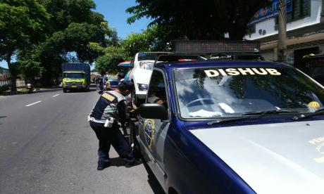 Penertiban Kendaraan Roda 4 Seputaran Denpasar